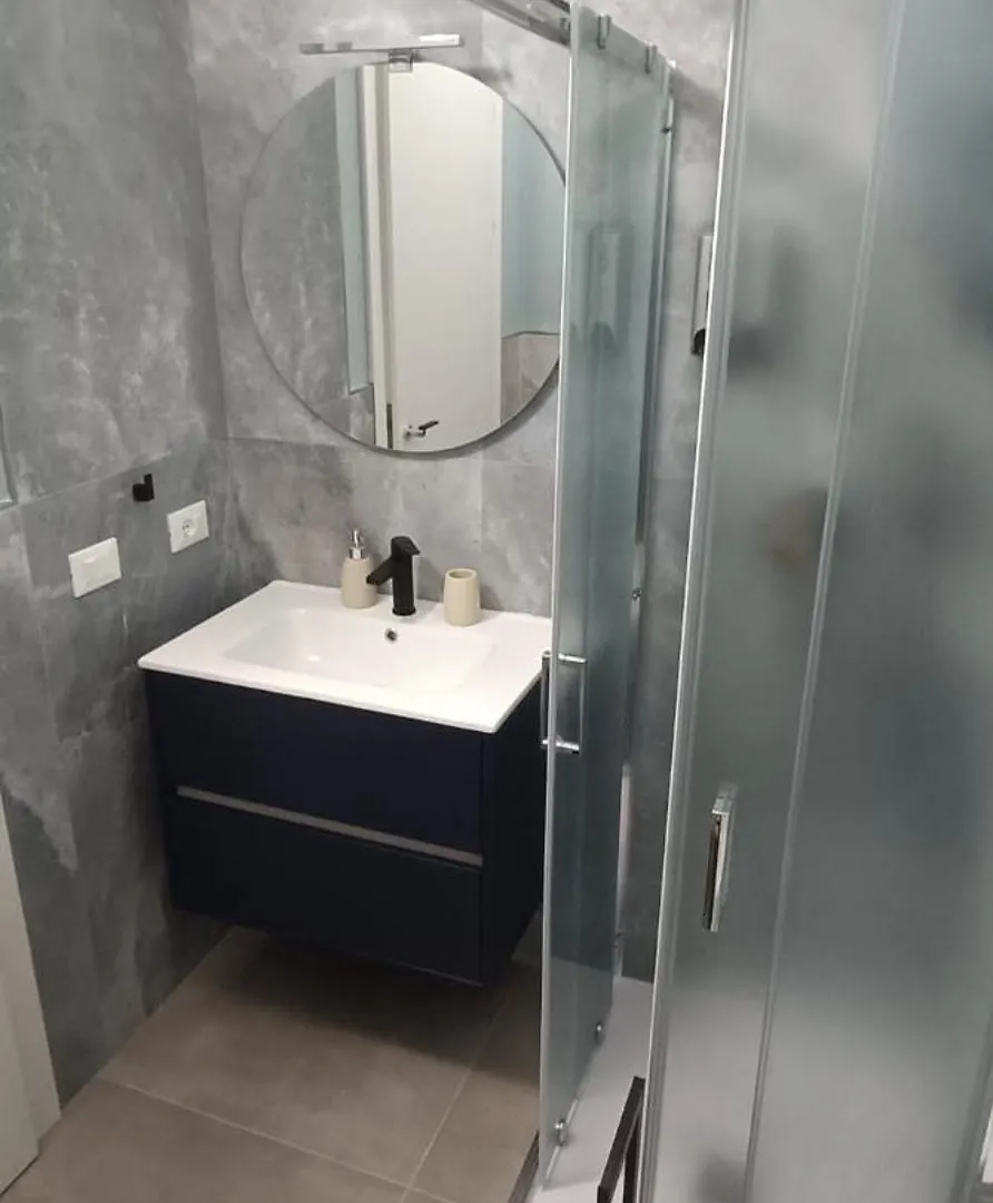 Konukevi Green Attico Milano Otel
